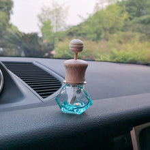 Load image into Gallery viewer, 8ML Car Air Outlet Empty Glass Perfume Diffuser Bottle Hanging Perfume Pendant Fragrance Air Freshener Decor Accessorie
