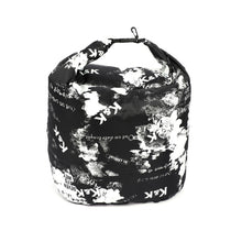 Load image into Gallery viewer, Foldable Portable Camo Live Fish Bag Printing Thickened Oxford Cloth Deodorant Fishing Package Fishing Gear Accessories
