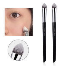 Load image into Gallery viewer, Triangle Conical Concealer Brush Covering Blemishes Acne Marks Face Brightening Brush Concealer Makeup Brush Makeup Tool
