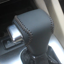 Load image into Gallery viewer, Car PU Leather Carbon Fiber Gear Shift Knob Cover Handball Trim For Volkswagen Sagitar 06-11 Golf 6 10-11 Lavida 08-12 Bora 08-12 Polo 06-10 Tiguan 06-10 Accessories
