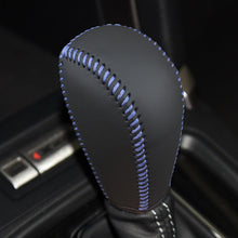 Load image into Gallery viewer, Car PU Leather Carbon Fiber Gear Shift Knob Cover Handball Trim For Subaru Forester 13-18 CROSSTREK 13-14 Subaru XV 12-17 Subaru LEVORG 14-16
