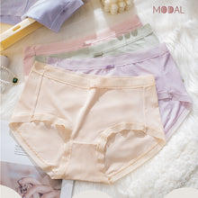 Load image into Gallery viewer, 3pcs Gift Box Packing Middle Waist Modal Women Underwear Breathable Mulberry Silk Panties Bacteriostatic briefs For Ladies Comfortable Female underpants Innerwear
