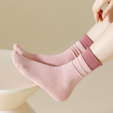 Load image into Gallery viewer, New Korean Fashion Women Cotton Roll Rim Socks Student Sport Cute Stocking Socks Fake Two Pieces Contrast Color Middle Tube Socks For Girls
