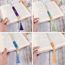 Load image into Gallery viewer, DIY Pendant Bookmark Silicone Mold Leaves Resin Bookmark Epoxy Casting Mould for Jewellry Making Silicone Crafts Molds Decoration
