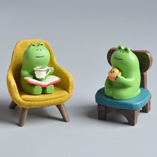 Load image into Gallery viewer, Frog Resin Miniature Dollhouse Accessories Office Decor Anime Statues Car Ornament Cute Handmade Craft Modern Art Model Mini Toy
