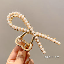 Load image into Gallery viewer, Fashion Gold Large Rhinestone Alloy Hair Clips for Girls Pearl Hair Accessories Geometric Metal Hair Claw Cross Hairclip Headband Hairpin Hair Crab Women
