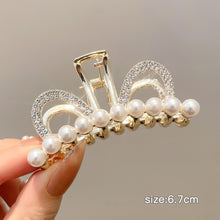 Load image into Gallery viewer, Fashion Gold Large Rhinestone Alloy Hair Clips for Girls Pearl Hair Accessories Geometric Metal Hair Claw Cross Hairclip Headband Hairpin Hair Crab Women
