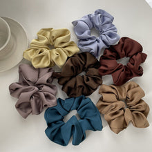 Load image into Gallery viewer, New Korean Simple Pure Color Hair Band Elastic Band Real Silk Headwear Women's Sweet Ponytail Elastic Band Hair Accessories
