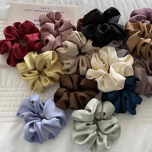 Load image into Gallery viewer, New Korean Simple Pure Color Hair Band Elastic Band Real Silk Headwear Women's Sweet Ponytail Elastic Band Hair Accessories
