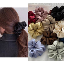Load image into Gallery viewer, New Korean Simple Pure Color Hair Band Elastic Band Real Silk Headwear Women's Sweet Ponytail Elastic Band Hair Accessories
