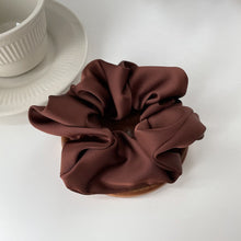 Load image into Gallery viewer, New Korean Simple Pure Color Hair Band Elastic Band Real Silk Headwear Women's Sweet Ponytail Elastic Band Hair Accessories
