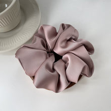 Load image into Gallery viewer, New Korean Simple Pure Color Hair Band Elastic Band Real Silk Headwear Women's Sweet Ponytail Elastic Band Hair Accessories
