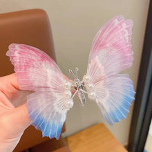 Load image into Gallery viewer, Butterfly Pearl Hair Clip Women Moving Wings Hair Accessories Girls Gradient Color Dreamlike Hairpin Children Lovely Barrettes Kids Styling
