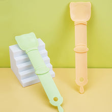 Load image into Gallery viewer, Cat Strip Feeding Spoon For Wet Semi-liquid Foods Cat Strip Squeeze Spoons Pet Snack Feeding Supplies
