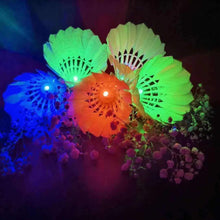 Load image into Gallery viewer, 4PCS LED Night Luminoust Badminton Beatable Durable Training Special Badminton Outdoor Sports Entertainment Goose Feather Ball
