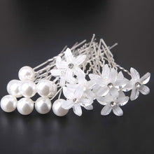 Load image into Gallery viewer, Bride's Pan Hair Fork Pin U-shaped Clip Pearl Hair Fork U-shaped Crystal Hair Clip Princess Woven Headpiece Hair Clip
