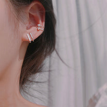 Load image into Gallery viewer, Flash Diamond Geometric Ear Clip Without Ear Hole Female Personality Ear Clip Retro Rhinestone Women Party Earclip

