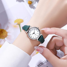 Load image into Gallery viewer, 1Pc New Style Ladies Watch Women Quartz Watches Simple Roman Numerals Frosted Belt Wrist Watch
