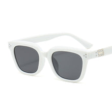 Load image into Gallery viewer, 1Pc Unisex Retro Square Sun Glasses Korean Female Wild Sunglasses Colored Lenses Couple Sunglasses
