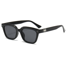 Load image into Gallery viewer, 1Pc Unisex Retro Square Sun Glasses Korean Female Wild Sunglasses Colored Lenses Couple Sunglasses
