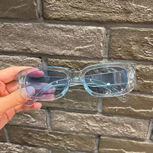 Load image into Gallery viewer, 1Pc Retro Fashion Anti-UV Fashion Black Square Sunglasses for Men Women Chic Cat Eye Frame Eyeglasses
