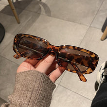 Load image into Gallery viewer, 1Pc Retro Fashion Anti-UV Fashion Black Square Sunglasses for Men Women Chic Cat Eye Frame Eyeglasses
