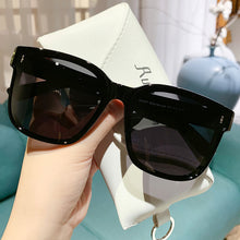 Load image into Gallery viewer, 1Pcs New Fashion Polarized Sunglasses Cover Over Myopia Prescription Glasses Portable Men Women Vintage Fishing Driving Eyewear
