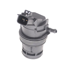Load image into Gallery viewer, 12V Car Windscreen Cleaning Water Tank Motor Vehicle Front Windshield Wiper Washer Pump Water Jet Motor For Toyota Corolla Fortuner Camry Mazda 2/3 BYD S6 G22C-67-482/85330-21010
