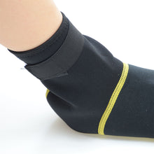Load image into Gallery viewer, 1Pair 3MM Thick Neoprene Snorkeling Socks Non-Slip Non-Cut Thermal Socks Beach Winter Swimming Gear
