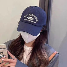 Load image into Gallery viewer, 1Pc Black Cap Hat Men Cotton Baseball Caps for Men Women Adjustable Hat Casual Outdoor Plain Baseball Caps Snapback Hip-Hop Hats
