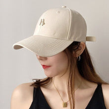 Load image into Gallery viewer, 1Pc Women Men Fashionable Letter Embroidered Baseball Cap Autumn Winter Versatile Cap Casual Adjustable Outdoor Cap
