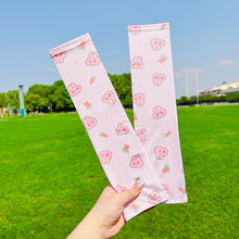 Load image into Gallery viewer, Summer Children's Sunscreen Sleeves Cute Cartoon Animal Outdoor Sunscreen Breathable Ice Silk Sleeves Arm Sleeves
