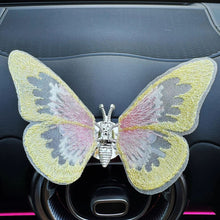 Load image into Gallery viewer, Car Air Freshener Air Conditioner Outlet Clip Car Perfume Diffuser Car-styling Natural Smell Fragrance Butterfly Auto Accessories

