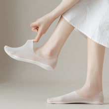 Load image into Gallery viewer, 9 Colors Invisible Boat Socks Breathable Sock Women Ice Stockings Summer Ultrathin Cotton Socks Anti-Slip Solid Boat Socks
