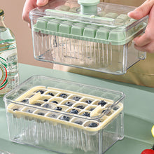 Load image into Gallery viewer, Reusable Pressing Ice Cube Molds Ice Cream Moulds Easy To Take Off Ice Tray Refrigerator Icebox for Summer Juice Drinks Wine Cocktails Whiskey
