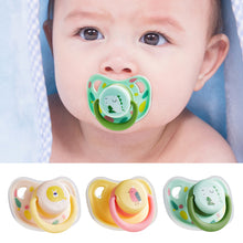 Load image into Gallery viewer, 1Pc Silicone Baby Pacifier Baby Bites and Chewable Products Comfortable Nipple Appearance for Newborns Flat Pacifier
