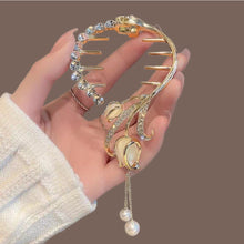 Load image into Gallery viewer, Elegant Tassel Hair Claw Rhinestone Pearl Flower Tassels Hair Clip Women Girl Ponytail Holder Hairpins Fringe Hair Accessories
