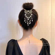 Load image into Gallery viewer, Elegant Tassel Hair Claw Rhinestone Pearl Flower Tassels Hair Clip Women Girl Ponytail Holder Hairpins Fringe Hair Accessories

