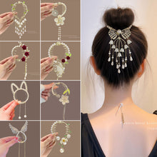 Load image into Gallery viewer, Elegant Tassel Hair Claw Rhinestone Pearl Flower Tassels Hair Clip Women Girl Ponytail Holder Hairpins Fringe Hair Accessories
