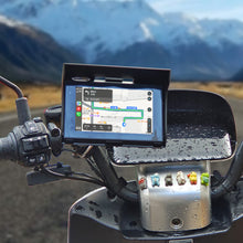 Load image into Gallery viewer, 5" Screen Motorcycle Navigation GPS Wireless Apple Carplay Android Auto Motorcycle BT IP67 Waterproof Touch Screen Display
