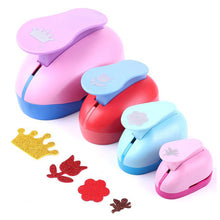 Load image into Gallery viewer, Flower Furador 15mm DIY Craft Hole Puncher Paper Cut Eva Foam Maker Scrapbooking Labor Saving for Kid Hole Punch Embossing
