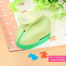 Load image into Gallery viewer, Flower Furador 15mm DIY Craft Hole Puncher Paper Cut Eva Foam Maker Scrapbooking Labor Saving for Kid Hole Punch Embossing

