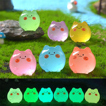 Load image into Gallery viewer, 6Pcs Car Center Console Ornament Rearview Mirror Decoration Small Luminous Cats Doll Resin Auto Interior Accessories
