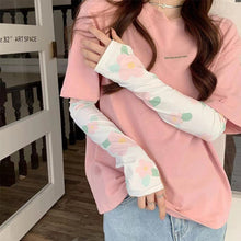 Load image into Gallery viewer, 1Pair Women Summer Ice Arm Sleeves Flower Pattern Sun Protection Sleeves Car Driving Cyclicing Arm Covers Outdoor Sunscreen Loose Ice Silk Sleeve
