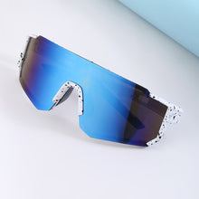 Load image into Gallery viewer, Dazzling Outdoor Sports Riding Glasses UV Protection HD Sunglasses Windproof Dust Protection Large Frame Goggles
