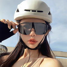 Load image into Gallery viewer, UV400 Large Frame Sunshade Sunglasses Outdoor Cycling Skiing Windproof Dust-Proof Sports Goggles
