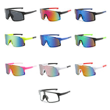 Load image into Gallery viewer, Outdoor Cycling UV Protection Large Frame Gradual Change Sunglasses Windproof Dust Prevention Skiing Mountaineering Goggles
