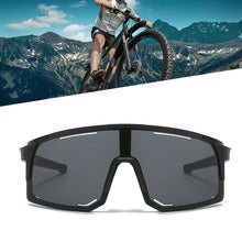 Load image into Gallery viewer, Outdoor Cycling UV Protection Large Frame Gradual Change Sunglasses Windproof Dust Prevention Skiing Mountaineering Goggles
