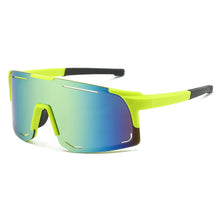 Load image into Gallery viewer, Outdoor Cycling UV Protection Large Frame Gradual Change Sunglasses Windproof Dust Prevention Skiing Mountaineering Goggles
