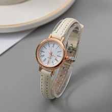 Load image into Gallery viewer, Small Simple Style Couple Women's Quartz Watch Women's Watch Simple Retro Versatile Quartz Women's Watch Wristwatches

